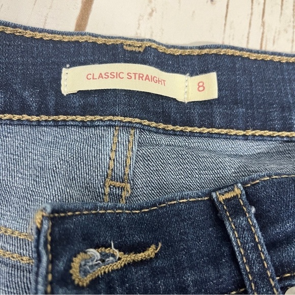 Levi’s Classic Straight Jeans Size 8 medium wash high rise - Picture 2 of 16